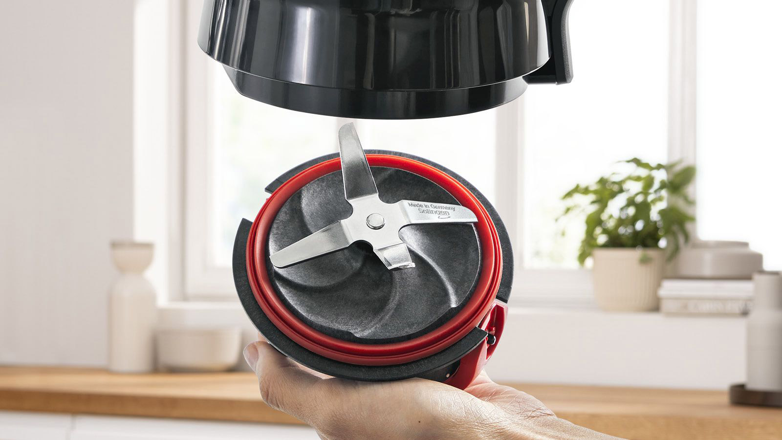 Блендер стаціонарний BOSCH MMB6172S