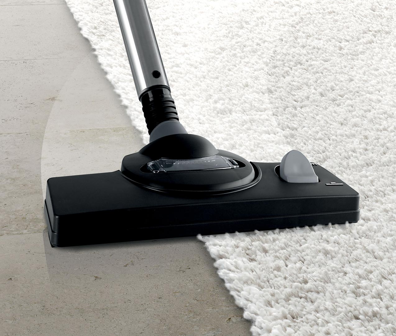 Пилосос миючий з аквафільтром BOSCH BWD41700