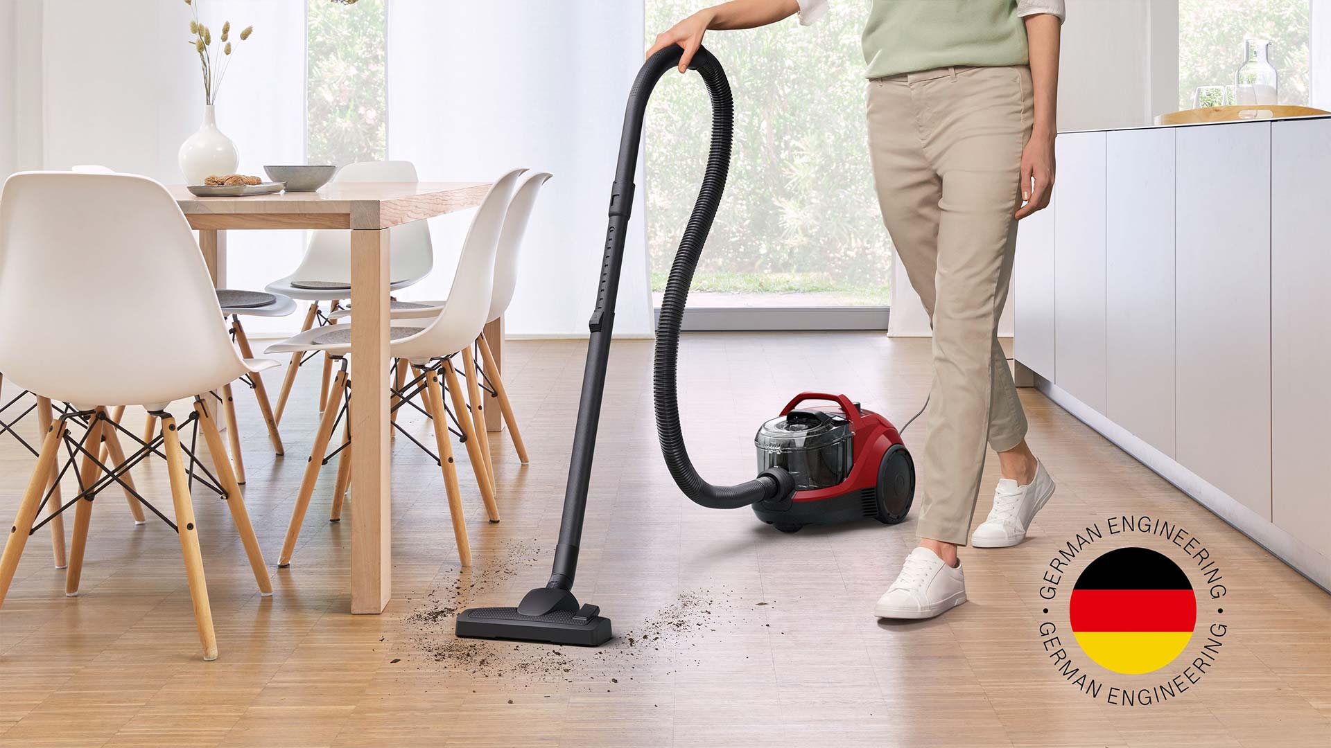 Пилосос з контейнером BOSCH BGC21X350