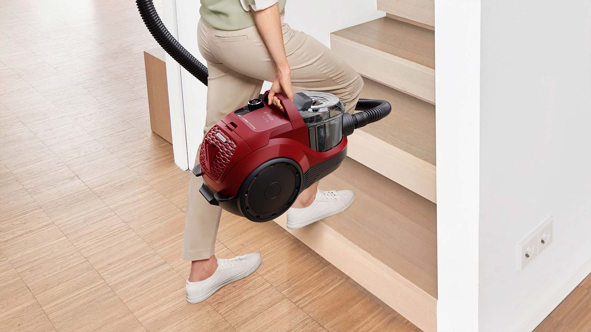 Пилосос з контейнером BOSCH BGC21X350
